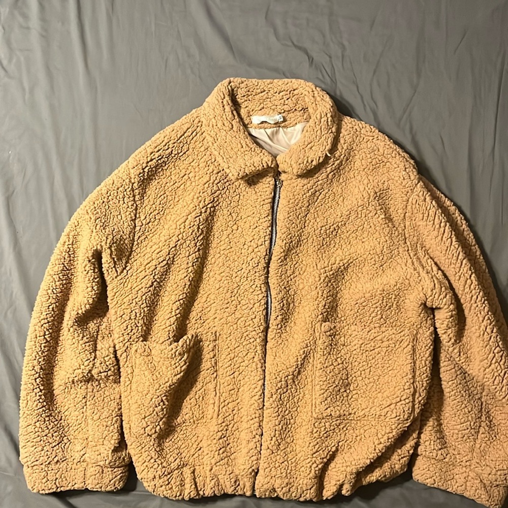 Women’s tan Sherpa jacket size medium